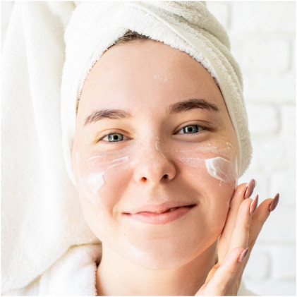 Kem dưỡng Beauty By Earth Hyaluronic Acid Hydrating Night Cream - Ảnh 6