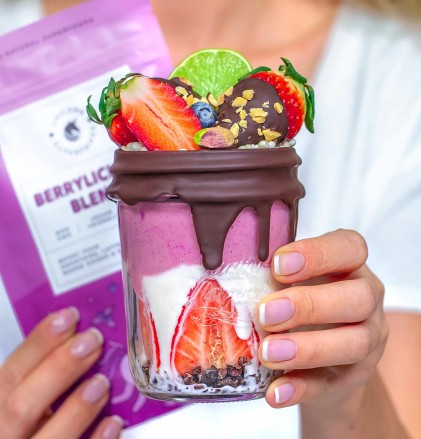 Bột hỗn hợp siêu thực phẩm Unicorn Superfoods Berrylicious Blend - Ảnh 3