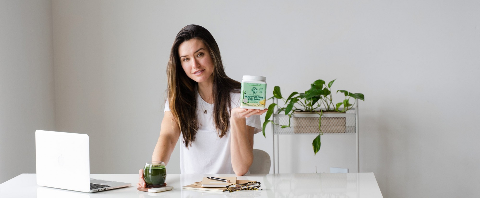 Bột tăng cường collagen với nhiều rau xanh & lợi khuẩn Sunwarrior Beauty Greens Collagen Booster 4